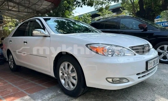 Buy Used Toyota Camry White Car in Cheom Ksan in Preah Vihear Province Buy Used Toyota Camry White Car in Cheom Ksan in Preah Vihear Province