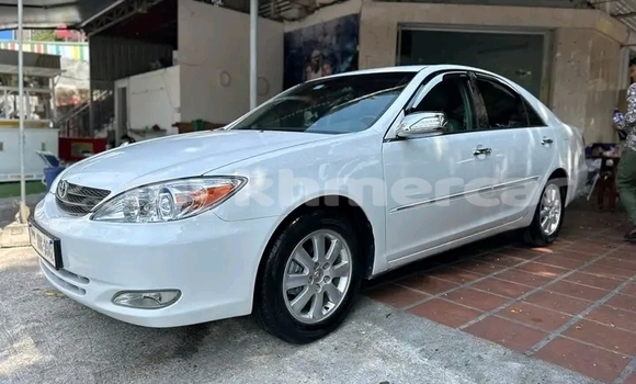 Buy Used Toyota Camry White Car in Cheom Ksan in Preah Vihear Province Buy Used Toyota Camry White Car in Cheom Ksan in Preah Vihear Province