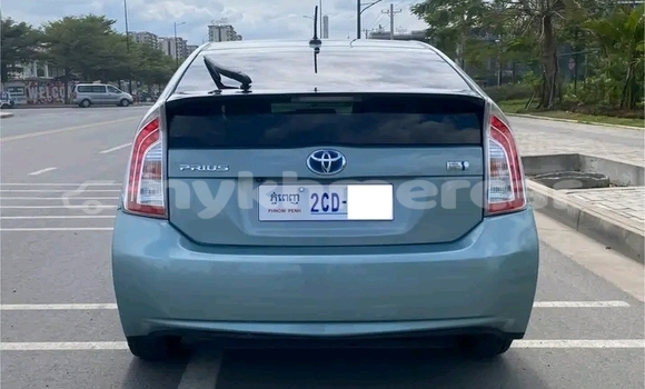 Buy Used Toyota Prius Other Car in Kratié in Kratié Province Buy Used Toyota Prius Other Car in Kratié in Kratié Province