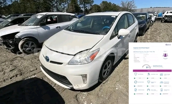 Buy Used Toyota Prius c Other Car in Chbar Mon in Kampong Speu Province Buy Used Toyota Prius c Other Car in Chbar Mon in Kampong Speu Province