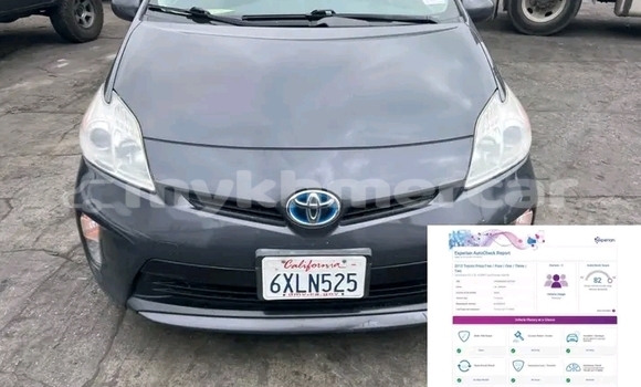 Buy Used Toyota Prius c Other Car in Chbar Mon in Kampong Speu Province Buy Used Toyota Prius c Other Car in Chbar Mon in Kampong Speu Province