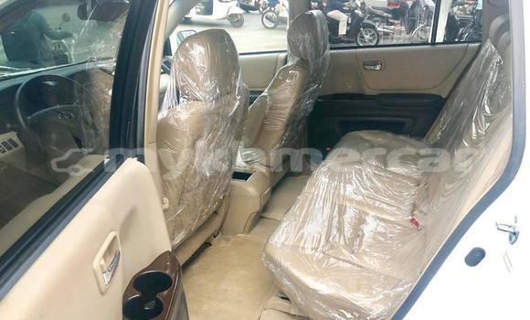 Acheter Occasion Voiture Toyota Highlander Blanc à Phnom Penh, Phnom Penh Acheter Occasion Voiture Toyota Highlander Blanc à Phnom Penh, Phnom Penh