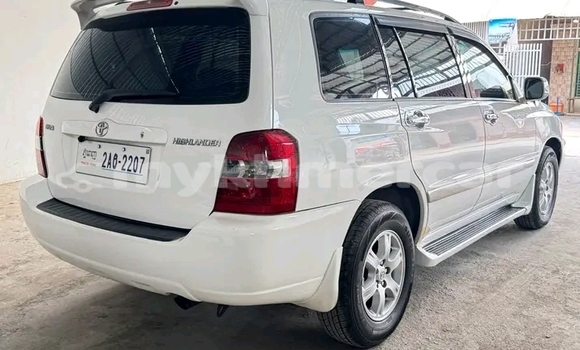 Buy Used Toyota Highlander Other Car in Chbar Mon in Kampong Speu Province Buy Used Toyota Highlander Other Car in Chbar Mon in Kampong Speu Province