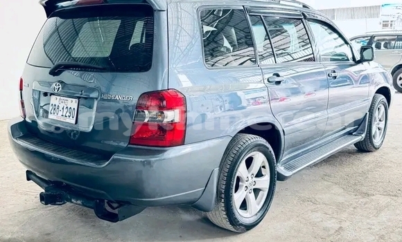 Buy Used Toyota Highlander Other Car in Chbar Mon in Kampong Speu Province Buy Used Toyota Highlander Other Car in Chbar Mon in Kampong Speu Province