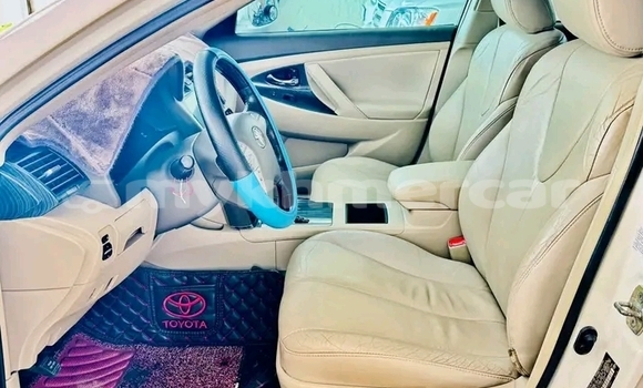Buy Used Toyota Camry White Car in Chbar Mon in Kampong Speu Province Buy Used Toyota Camry White Car in Chbar Mon in Kampong Speu Province