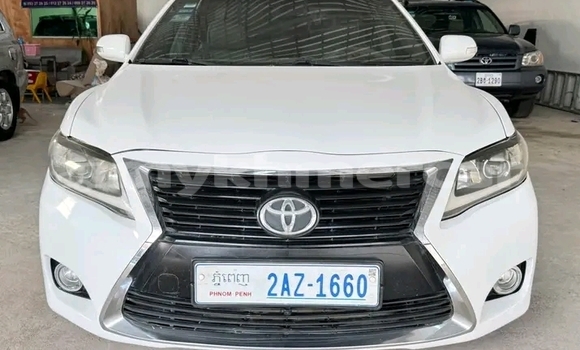Buy Used Toyota Camry White Car in Chbar Mon in Kampong Speu Province Buy Used Toyota Camry White Car in Chbar Mon in Kampong Speu Province