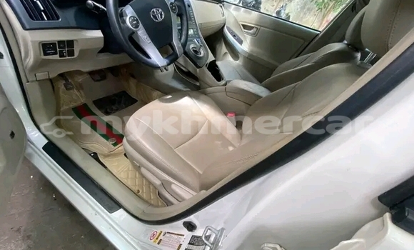 Buy Used Toyota Prius White Car in Chbar Mon in Kampong Speu Province Buy Used Toyota Prius White Car in Chbar Mon in Kampong Speu Province