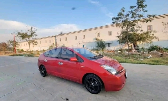 Buy Used Toyota Prius Red Car in Chbar Mon in Kampong Speu Province Buy Used Toyota Prius Red Car in Chbar Mon in Kampong Speu Province