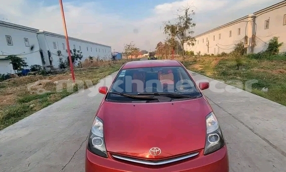Buy Used Toyota Prius Red Car in Chbar Mon in Kampong Speu Province Buy Used Toyota Prius Red Car in Chbar Mon in Kampong Speu Province