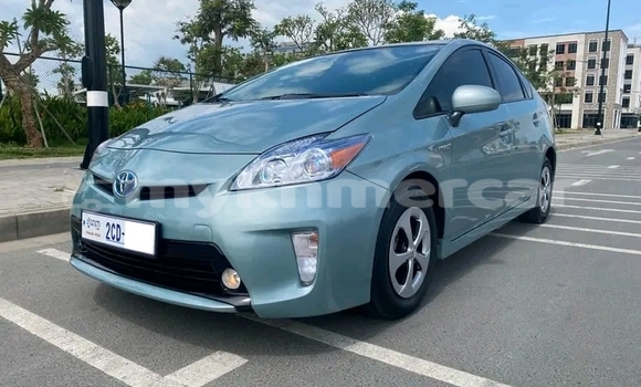 Buy Used Toyota Prius c Other Car in Cheom Ksan in Preah Vihear Province Buy Used Toyota Prius c Other Car in Cheom Ksan in Preah Vihear Province