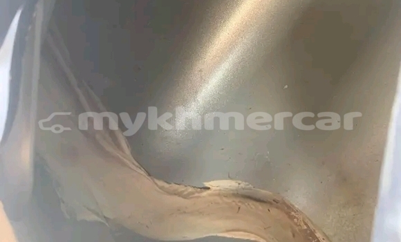 Buy Used Lexus RX 300 Other Car in Kratié in Kratié Province Buy Used Lexus RX 300 Other Car in Kratié in Kratié Province