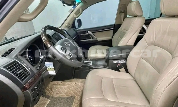 Buy Used Toyota Land Cruiser Other Car in Ta Khmau in Kandal Province Buy Used Toyota Land Cruiser Other Car in Ta Khmau in Kandal Province