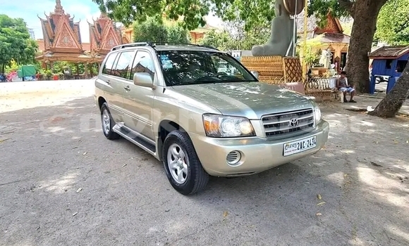 Buy Used Toyota Highlander Other Car in Chbar Mon in Kampong Speu Province Buy Used Toyota Highlander Other Car in Chbar Mon in Kampong Speu Province