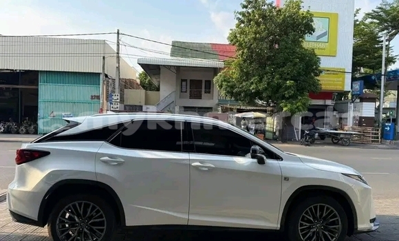 Buy Used Lexus RX 350 White Car in Cheom Ksan in Preah Vihear Province Buy Used Lexus RX 350 White Car in Cheom Ksan in Preah Vihear Province