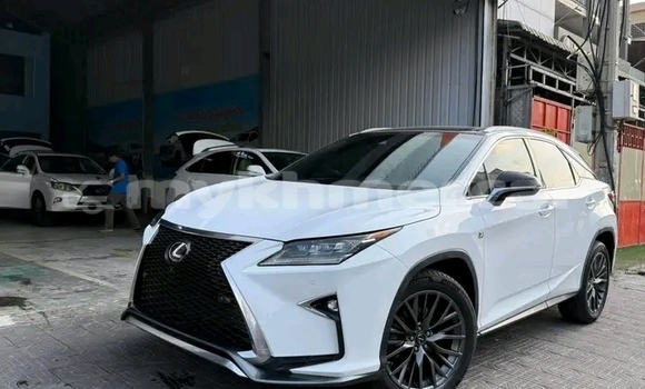Buy Used Lexus RX 350 White Car in Cheom Ksan in Preah Vihear Province Buy Used Lexus RX 350 White Car in Cheom Ksan in Preah Vihear Province