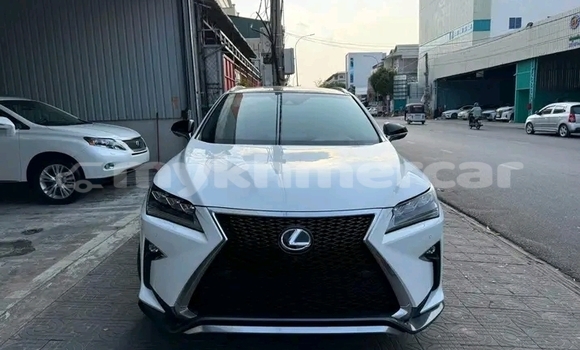 Buy Used Lexus RX 350 White Car in Cheom Ksan in Preah Vihear Province Buy Used Lexus RX 350 White Car in Cheom Ksan in Preah Vihear Province