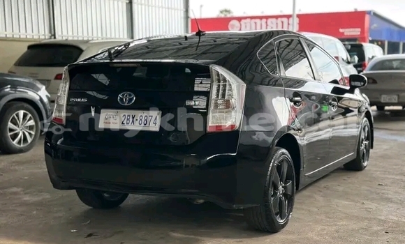 Buy Used Toyota Prius Black Car in Chbar Mon in Kampong Speu Province Buy Used Toyota Prius Black Car in Chbar Mon in Kampong Speu Province