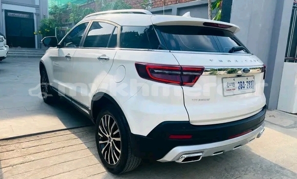 Buy Used Ford Territory White Car in Cheom Ksan in Preah Vihear Province Buy Used Ford Territory White Car in Cheom Ksan in Preah Vihear Province