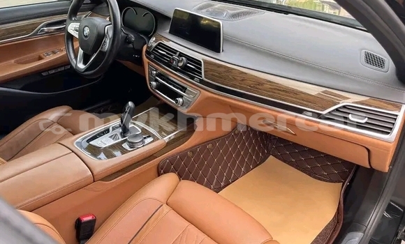 Buy Used BMW 315 Black Car in Chbar Mon in Kampong Speu Province Buy Used BMW 315 Black Car in Chbar Mon in Kampong Speu Province