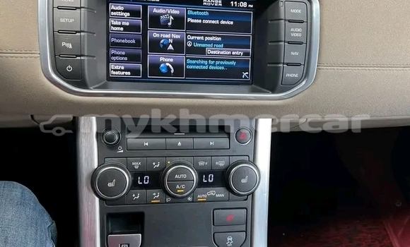 Buy Used Range Rover Range Rover White Car in Chbar Mon in Kampong Speu Province Buy Used Range Rover Range Rover White Car in Chbar Mon in Kampong Speu Province