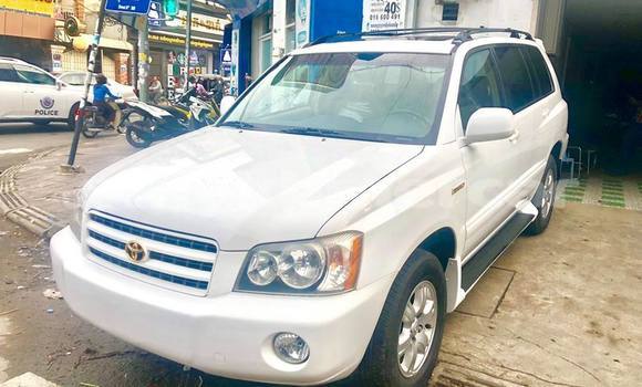 Acheter Occasion Voiture Toyota Highlander Blanc à Phnom Penh, Phnom Penh Acheter Occasion Voiture Toyota Highlander Blanc à Phnom Penh, Phnom Penh