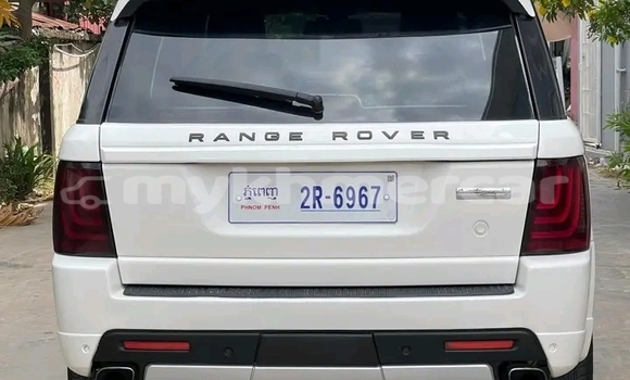 Buy Used Range Rover Range Rover White Car in Chbar Mon in Kampong Speu Province Buy Used Range Rover Range Rover White Car in Chbar Mon in Kampong Speu Province