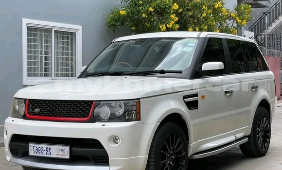 Buy Used Range Rover Range Rover White Car in Chbar Mon in Kampong Speu Province Buy Used Range Rover Range Rover White Car in Chbar Mon in Kampong Speu Province