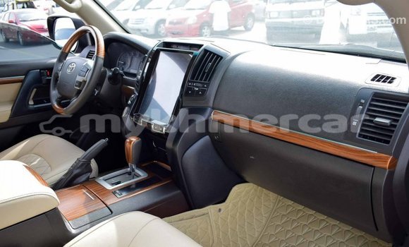 Buy Import Toyota Land Cruiser Other Car in Import - Dubai in Kampot Province Buy Import Toyota Land Cruiser Other Car in Import - Dubai in Kampot Province