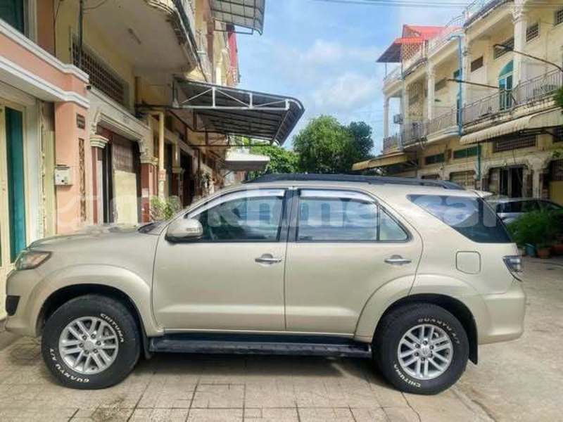 Big with watermark toyota fortuner svay rieng province bavet 9299