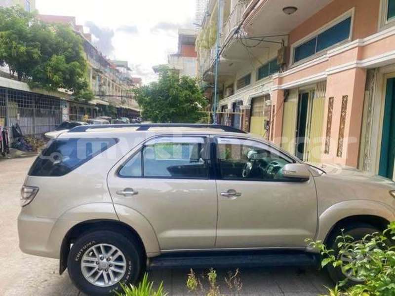 Big with watermark toyota fortuner svay rieng province bavet 9299