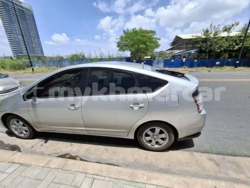 Big with watermark toyota prius svay rieng province bavet 9303
