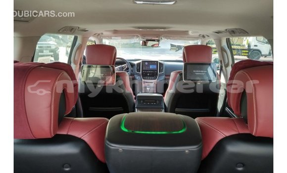 Acheter Import Voiture Toyota Land Cruiser Noir à Import - Dubai, Kampot Province Acheter Import Voiture Toyota Land Cruiser Noir à Import - Dubai, Kampot Province