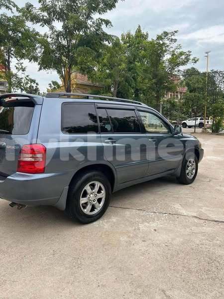 Big with watermark toyota highlander svay rieng province bavet 9305