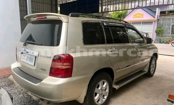 Buy Used Toyota Highlander Other Car in Chbar Mon in Kampong Speu Province Buy Used Toyota Highlander Other Car in Chbar Mon in Kampong Speu Province