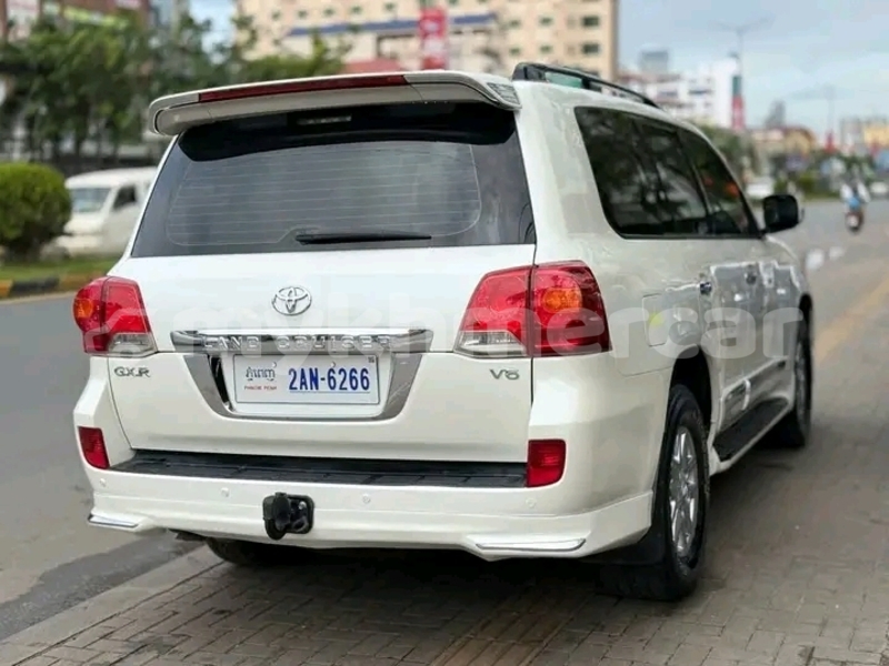 Big with watermark toyota land cruiser koh kong province khemarak phoumin 9323