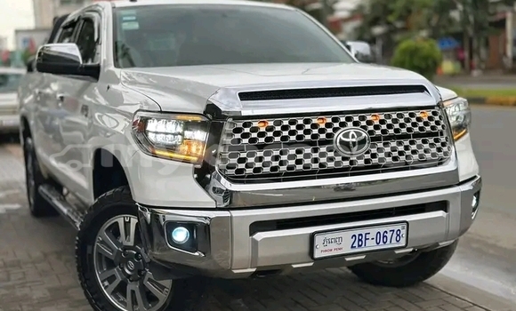 Buy Used Toyota Tundra White Car in Chbar Mon in Kampong Speu Province Buy Used Toyota Tundra White Car in Chbar Mon in Kampong Speu Province
