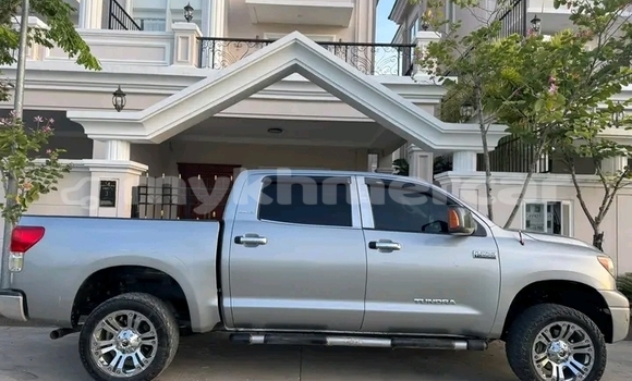 Buy Used Toyota Tundra Other Car in Chbar Mon in Kampong Speu Province Buy Used Toyota Tundra Other Car in Chbar Mon in Kampong Speu Province