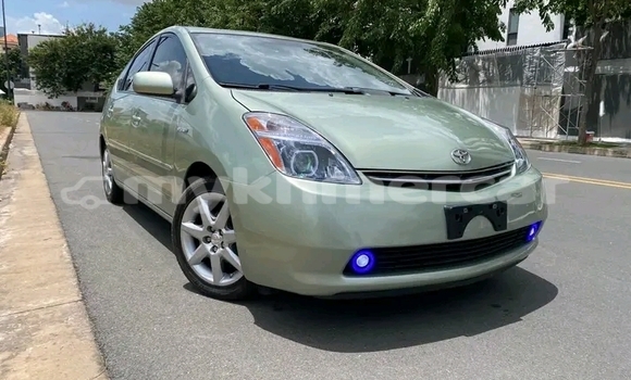 Buy Used Toyota Prius Other Car in Chbar Mon in Kampong Speu Province Buy Used Toyota Prius Other Car in Chbar Mon in Kampong Speu Province