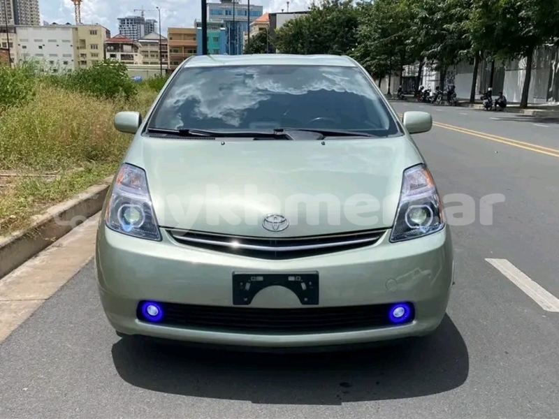 Big with watermark toyota prius kampong speu province chbar mon 9346