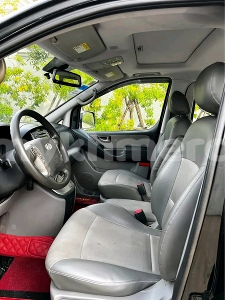 Big with watermark hyundai starex kampong speu province chbar mon 9349