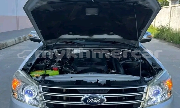 Buy Used Ford Everest Other Car in Chbar Mon in Kampong Speu Province Buy Used Ford Everest Other Car in Chbar Mon in Kampong Speu Province