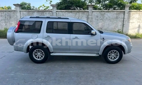 Buy Used Ford Everest Other Car in Chbar Mon in Kampong Speu Province Buy Used Ford Everest Other Car in Chbar Mon in Kampong Speu Province