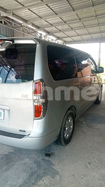 Big with watermark hyundai h1 kampong speu province chbar mon 9362