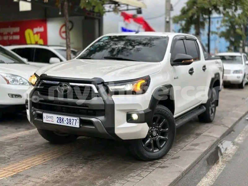 Big with watermark toyota hiluxe revo stung treng province stung treng 9370