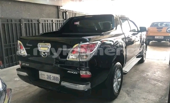 Acheter Occasion Voiture Mazda BT-50 Noir à Banlung, Ratanakiri Province Acheter Occasion Voiture Mazda BT-50 Noir à Banlung, Ratanakiri Province