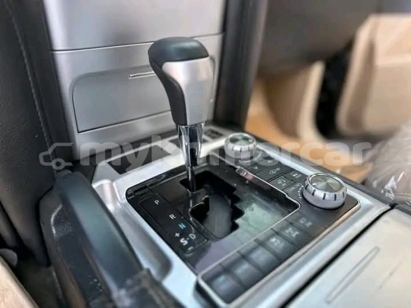 Big with watermark toyota land cruiser prado kampong speu province chbar mon 9377