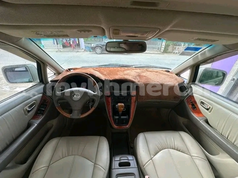 Big with watermark lexus rx 300 kampong speu province chbar mon 9379