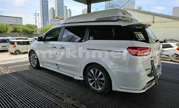 Acheter Occasion Voiture Kia Carnival Blanc à Kep, Kep Province Acheter Occasion Voiture Kia Carnival Blanc à Kep, Kep Province