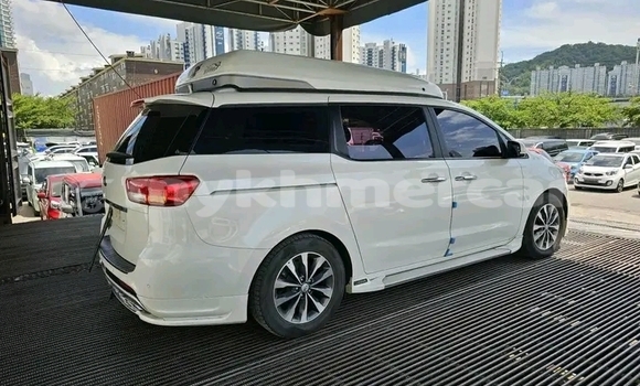 Acheter Occasion Voiture Kia Carnival Blanc à Kep, Kep Province Acheter Occasion Voiture Kia Carnival Blanc à Kep, Kep Province