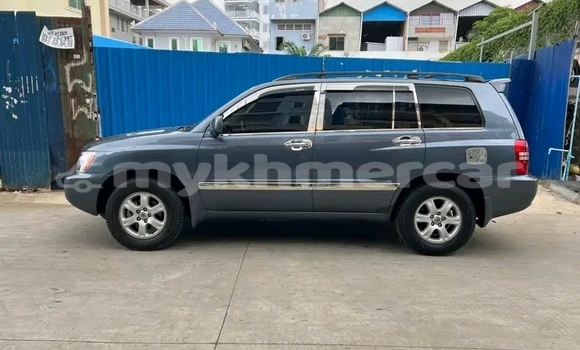 Acheter Occasion Voiture Toyota Highlander Autre à Chbar Mon, Kampong Speu Province Acheter Occasion Voiture Toyota Highlander Autre à Chbar Mon, Kampong Speu Province